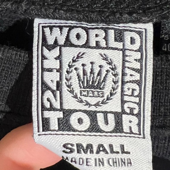 Bruno Mars Adult Small 24K Magic World Tour All Over Print Sweatshirt Official - Picture 7 of 9